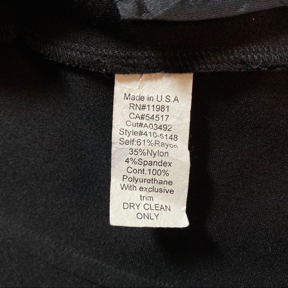 Black Jacket - Picture 4 of 9